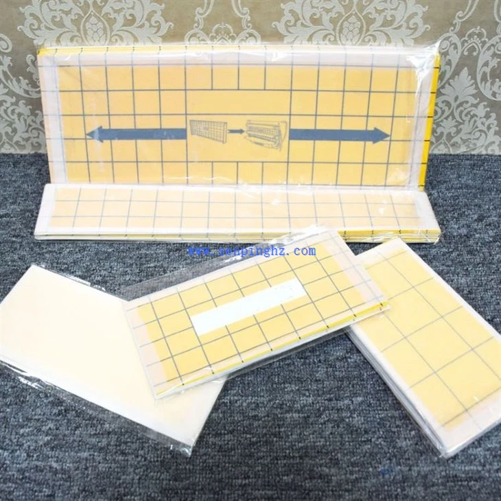 Insect adhesive Board in UV lamps